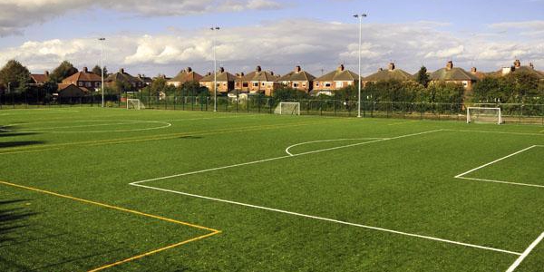 Boiska z trawy sztucznej